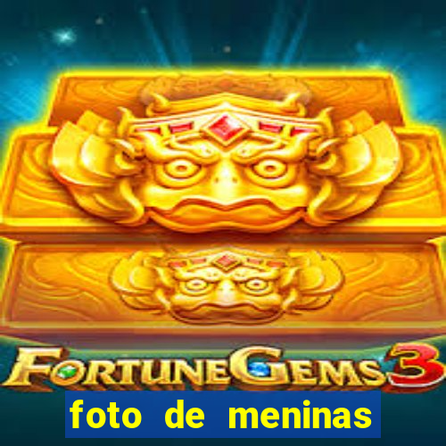 foto de meninas cacheadas no espelho