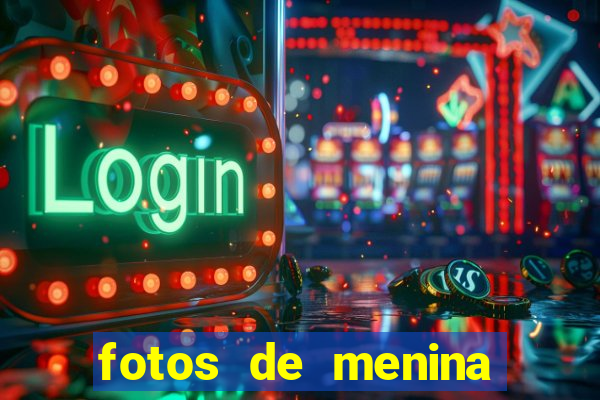 fotos de menina fake cacheada