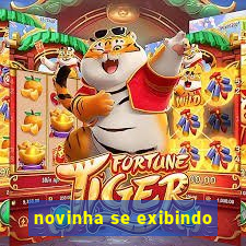 novinha se exibindo