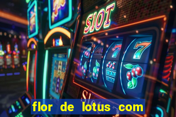 flor de lotus com lua tatuagem