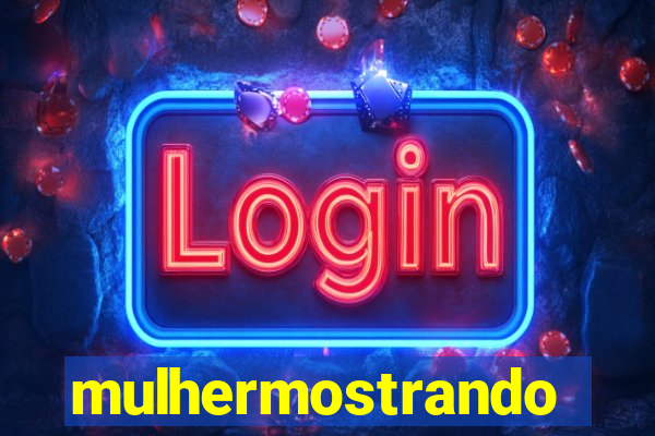 mulhermostrandoopeito