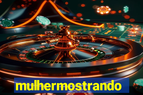 mulhermostrandoopeito