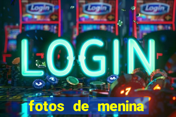 fotos de menina cacheada fake