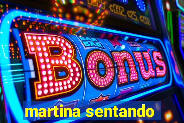 martina sentando