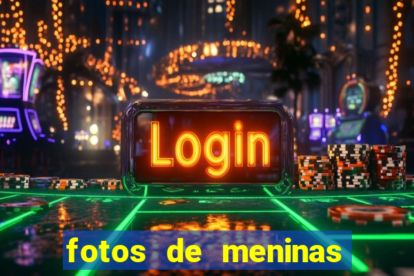 fotos de meninas cacheadas no espelho