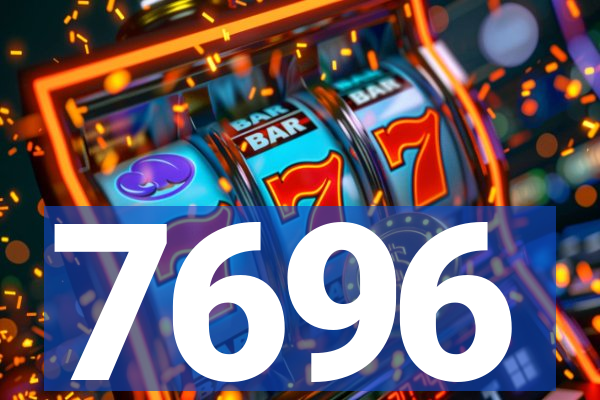 7696