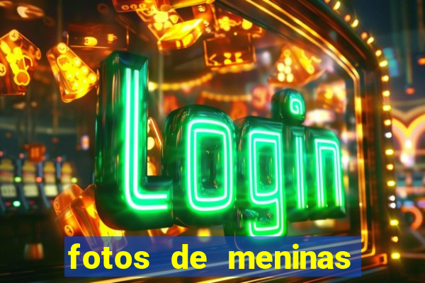 fotos de meninas no espelho fake