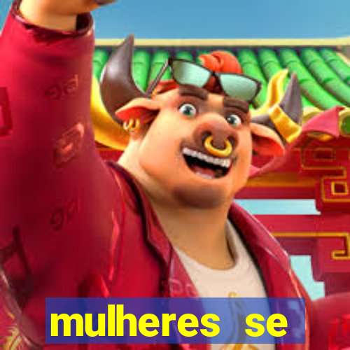 mulheres se exibindo ao vivo