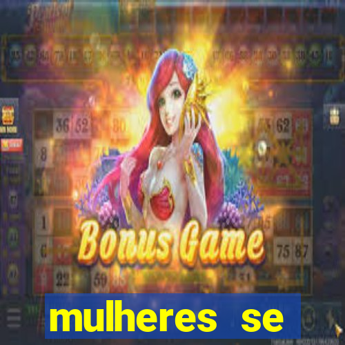 mulheres se exibindo ao vivo
